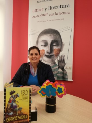Begoña Cuartero, concejala de Educación de Orihuela: "Lo importante no es crear el proyecto del salón del libro, sino que continúe, que sea más grande y que haya participación"