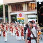 Desfile de abanderadas, en las Fiestas de la Reconquista y de Moros y Cristianos 2019, en Orihuela (14 julio 2019)_69