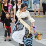 Desfile de abanderadas, en las Fiestas de la Reconquista y de Moros y Cristianos 2019, en Orihuela (14 julio 2019)_77