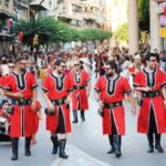 Desfile de abanderadas, en las Fiestas de la Reconquista y de Moros y Cristianos 2019, en Orihuela (14 julio 2019)_95