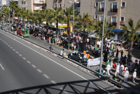 Día de Saint Patrick, con talleres, animación, música y gran desfile, con Moros y Cristianos, en Orihuela Costa (17 marzo 2019)_77