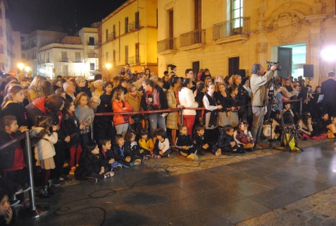 Encendido de luces, lectura del cuento de Navidad e inauguración del Belén Municipal en Orihuela (5 diciembre 2018)_1