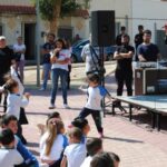 Inauguración de los VIII Murales de San Isidro, por los alumnos del colegio Jesús María de San Agustín y por la cantante oriolana Esmeraldo Grao, en Orihuela (3 mayo 2019)_38