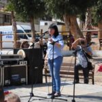Inauguración de los VIII Murales de San Isidro, por los alumnos del colegio Jesús María de San Agustín y por la cantante oriolana Esmeraldo Grao, en Orihuela (3 mayo 2019)_48