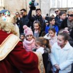 Recepción del Ayuntamiento a los Reyes Magos y desfile y recepción de los Reyes Magos a los niños en Orihuela (5 enero 2020)_6