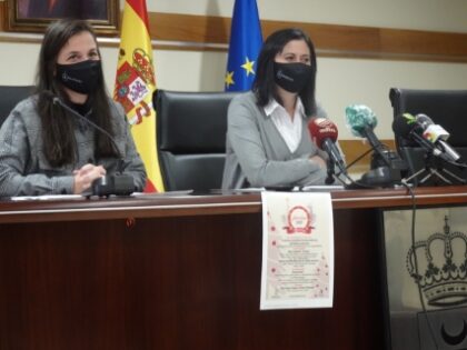 La alcadesa de Redován y concejala de Fiestas y la edil de Cultura presentan la programación de las fiestas navideñas./GM Redován, evento cultural: Pasacalles de música de Navidad, por la Unión Musical, dentro de las actividades navideñas del Ayuntamiento