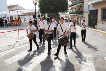 La asociación cultural 'Puerta de Loreto' ha realizado un pasacalles./GM Gran éxito de público en el día grande de los actos programados para conmemorar el V Centenario de la Batalla de Bonanza