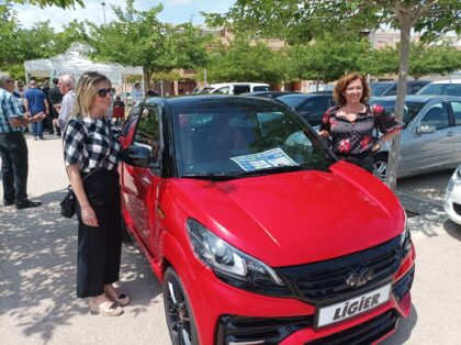 La Feria del Automóvil de Ocasión expone 400 vehículos en Almoradí