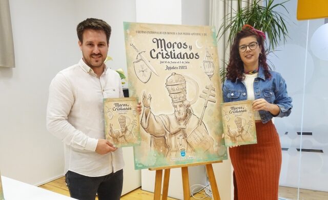 Rojales edita 2.500 ejemplares del libro de fiestas en honor a San Pedro Apóstol y de Moros y Cristianos