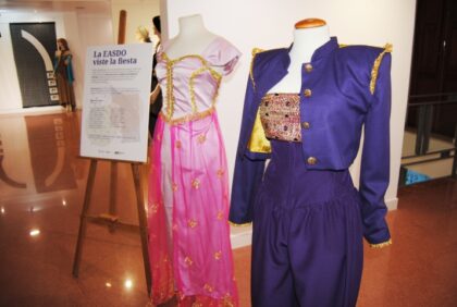 Orihuela, evento: Exposición 'La EASDO viste la fiesta', por la Escuela de Arte y Superior de Diseño de Orihuela, organizada por la Asociación de Fiestas de Moros y Cristianos 'santas Justa y Rufina'