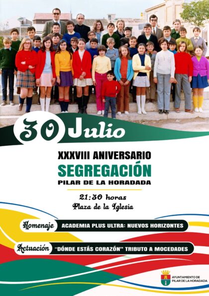 Pilar de la Horadada, evento: Volteo de campanas y disparo de cohetes para recordar la hora en que el municipio se convirtió en independiente, dentro de los actos conmemorativos del XXXVIII aniversario de la segregación del municipio organizados por el Ayuntamiento