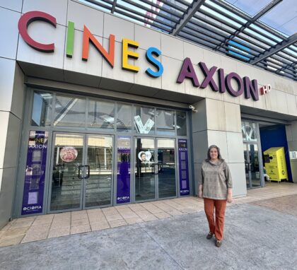 Familia ofrece sesiones de cine mensual para familias con hijos con diversidad funcional Familia ofrece sesiones de cine mensual para familias con hijos con diversidad funcional