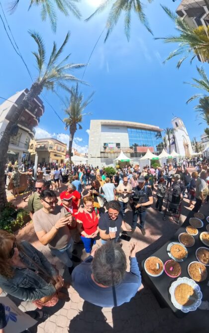 Más de 20.000 visitantes disfrutaron de la oferta gastronómica y cultural de Dolores durante su Fiesta de la Alcachofa Más de 20.000 visitantes disfrutaron de la oferta gastronómica y cultural de Dolores durante su Fiesta de la Alcachofa