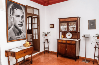La Casa-Museo de Miguel Hernández contará por vez primera con un catálogo de fondos La Casa-Museo de Miguel Hernández contará por vez primera con un catálogo de fondos