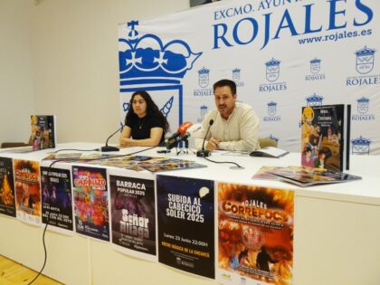 La presentación del libro y el cartel avanzan las fiestas de San Pedro Apóstol y de Moros y Cristianos de Rojales