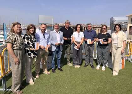 CONVEGA impulsa el litoral de la Vega Baja con dos etapas homologadas del Sendero del Mediterráneo