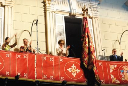 Orihuela vuelve a latir bajo las alas del Oriol en sus Fiestas de la Reconquista y de Moros y Cristianos Orihuela vuelve a latir bajo las alas del Oriol en sus Fiestas de la Reconquista y de Moros y Cristianos