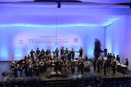 Arranca el 71º Certamen Internacional de Habaneras con la cantante Sole Giménez y el coro 'Sinfonía' de la Escuela Coral Municipal