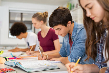 Convocada la IV edición de los Premios a la Excelencia Académica 'Ciudad de Torrevieja'