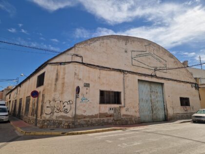 El Ayuntamiento de Cox formaliza la adquisición del inmueble que albergará el futuro Museo de Semana Santa