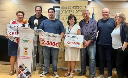 El Ayuntamiento y FEGADO entregan los premios 'Caca de la Vaca 2025' 