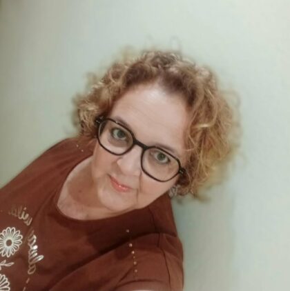 La escritora cordobesa, afincada en Orihuela, Paqui Rodríguez, resulta finalista en el concurso de relatos #detodalavida de Zenda libros