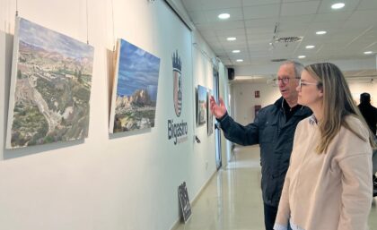 Bigastro acoge una nueva exposición de Pedro Marcos organizada por la asociación Big Arte