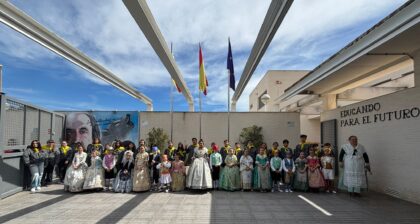 La falla escolar que une generaciones y emociona a un pueblo: Hurchillo arde de tradición