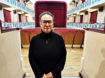 Lourdes Cañizares, concejala de Cultura de Almoradí: "La Muestra Nacional de Teatro trae mucha risa y un drama psicológico"