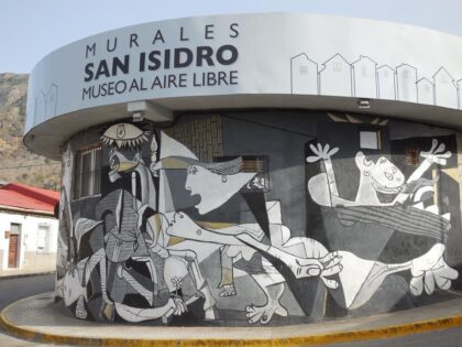 Cultura abre la inscripción para pintar murales y participar en Mercadearte durante la próxima edición de los Murales de San Isidro en homenaje al poeta oriolano Miguel Hernández