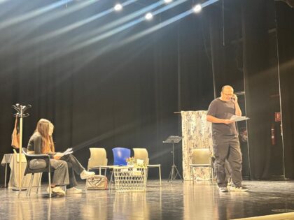 El Teatro Circo 'Atanasio Die' abre sus puertas a la XXXVII Muestra Comarcal de Teatro Escolar con alumnos de nueve centros El Teatro Circo 'Atanasio Die' abre sus puertas a la XXXVII Muestra Comarcal de Teatro Escolar con alumnos de nueve centros