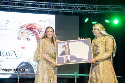 El Palmeral de Orihuela acoge la recepción de Francisco Sánchez como Embajador Moro 2026 y la presentación de la marcha 'Victoria' El Palmeral de Orihuela acoge la recepción de Francisco Sánchez como Embajador Moro 2026 y la presentación de la marcha 'Victoria'