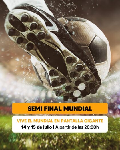 Orihuela Costa, evento: Sesión de dj y animadoras, dentro de los actos de julio del Centro Comercial Zenia Boulevard