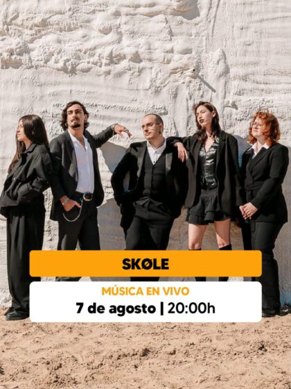Orihuela Costa, evento cultural: Actuación en directo de la banda de rock alternativo 'Skole live music', dentro de los actos de agosto del Centro Comercial Zenia Boulevard