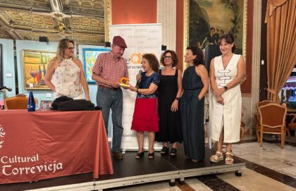 Julio Más acerca a Torrevieja a las rutas de los grandes cetáceos del Mediterráneo Julio Más acerca a Torrevieja a las rutas de los grandes cetáceos del Mediterráneo