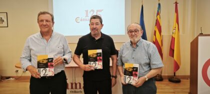 La Cámara de Comercio de Orihuela presenta la actualización del libro que repasa sus 125 años de historia La Cámara de Comercio de Orihuela presenta la actualización del libro que repasa sus 125 años de historia